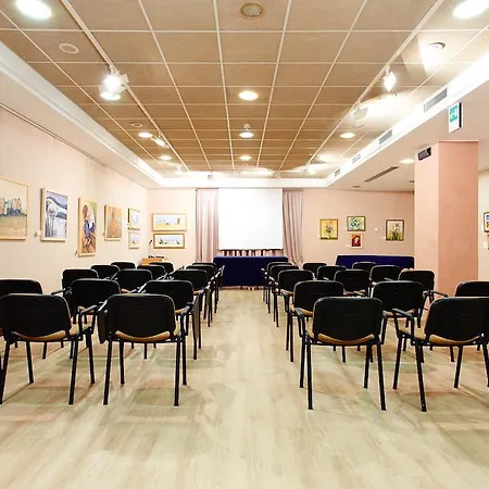 Ξενοδοχείο Primhotel 4*