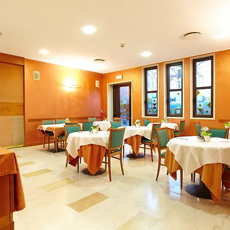 Primhotel 4* אודרזו