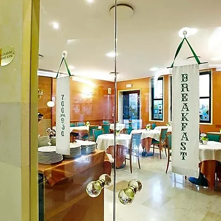 Primhotel Отель Одерцо