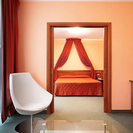 Primhotel Отель 4*